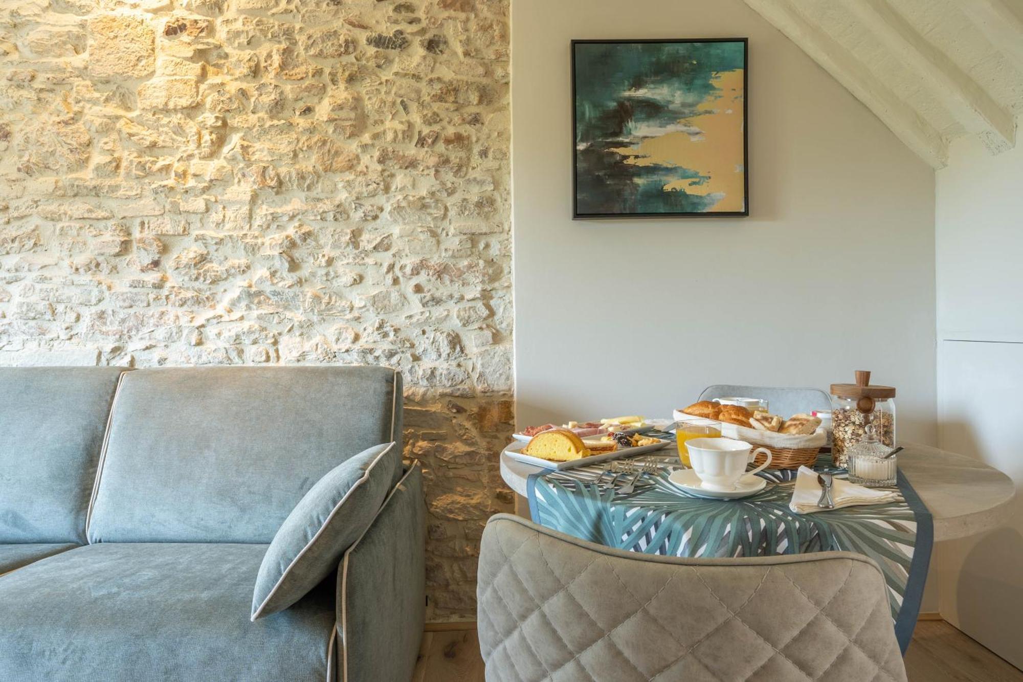 Forma Your Boutique Suite Corciano Exteriör bild